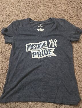 Fanatics NY Yankee Shirt